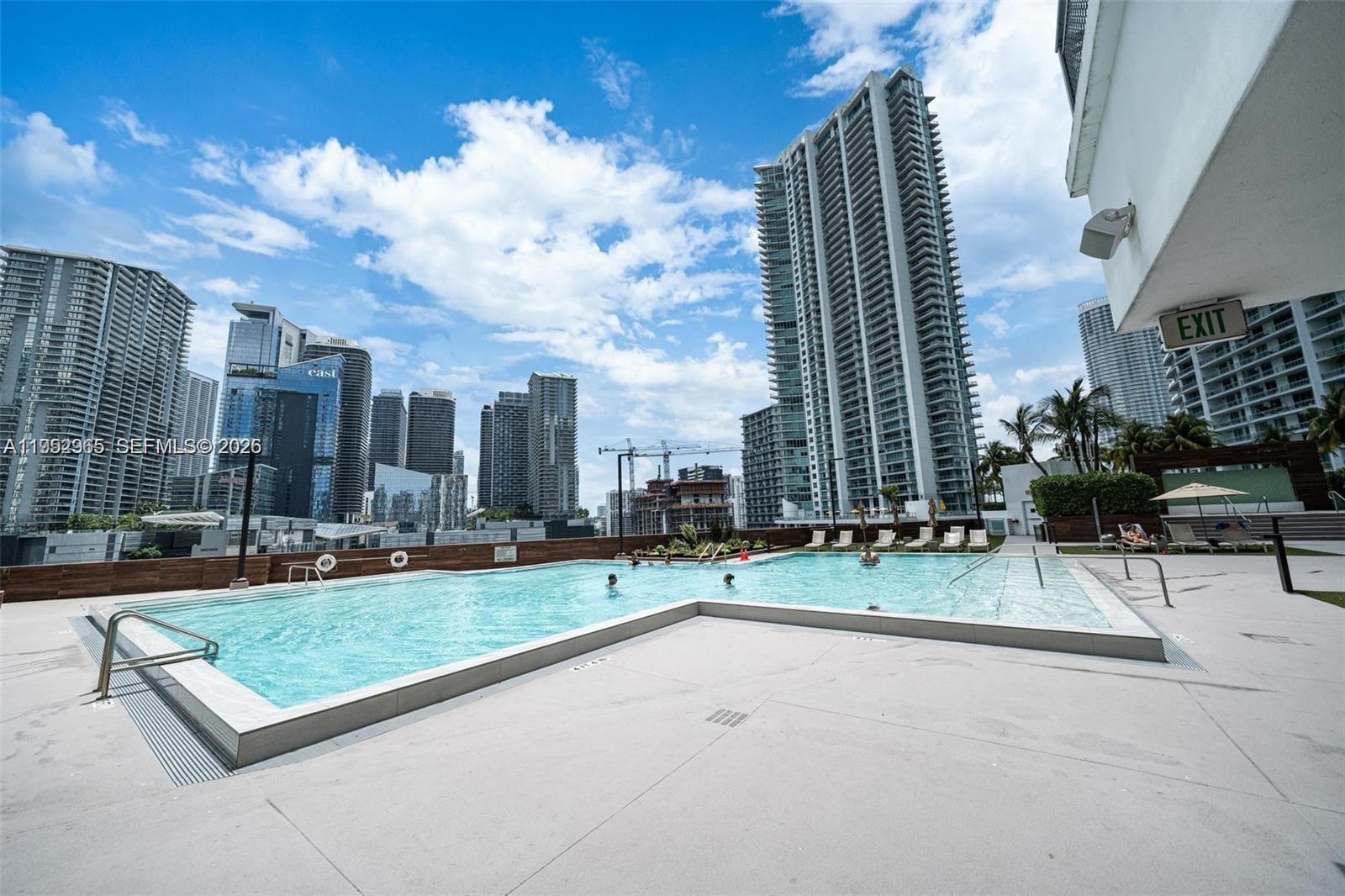 350 S Miami Ave #2505, Miami FL 33130