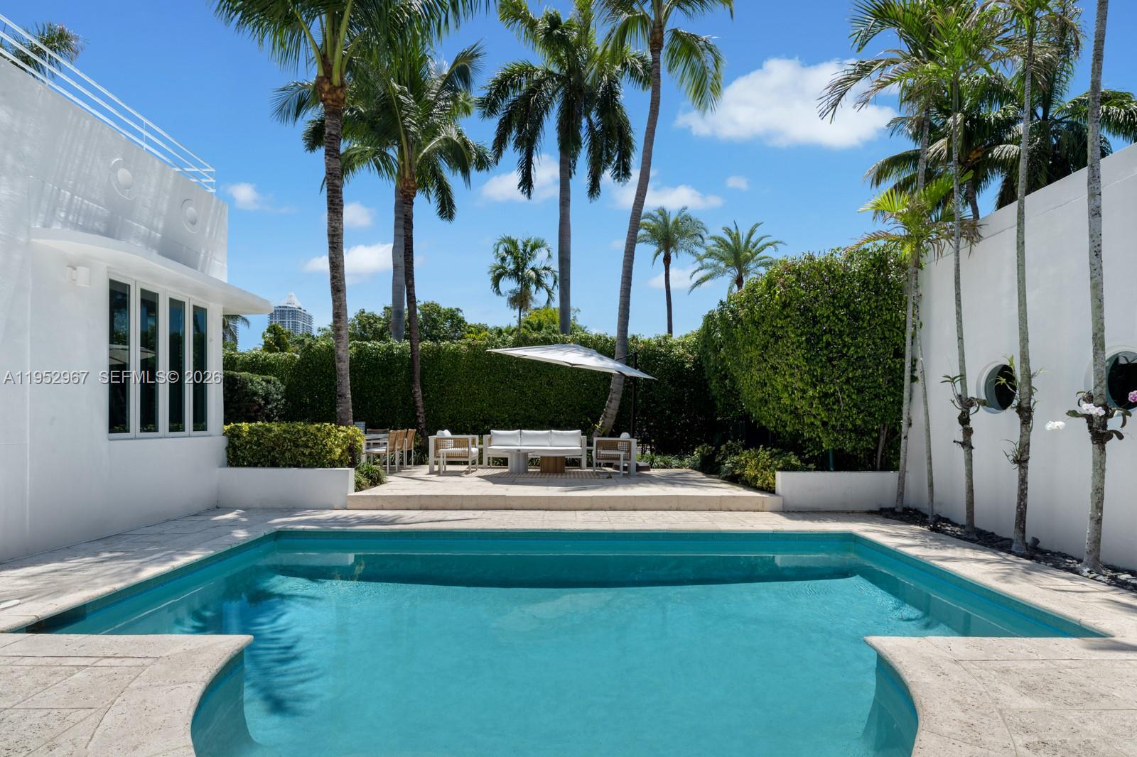 4580 Post Ave, Miami Beach FL 33140