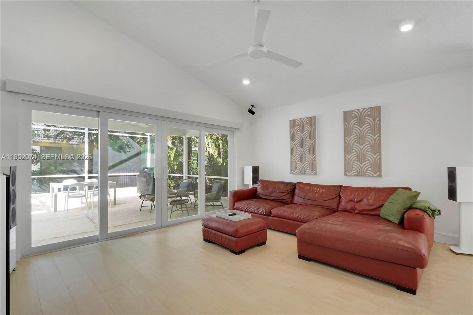 193 Bent Tree Dr, Palm Beach Gardens FL 33418