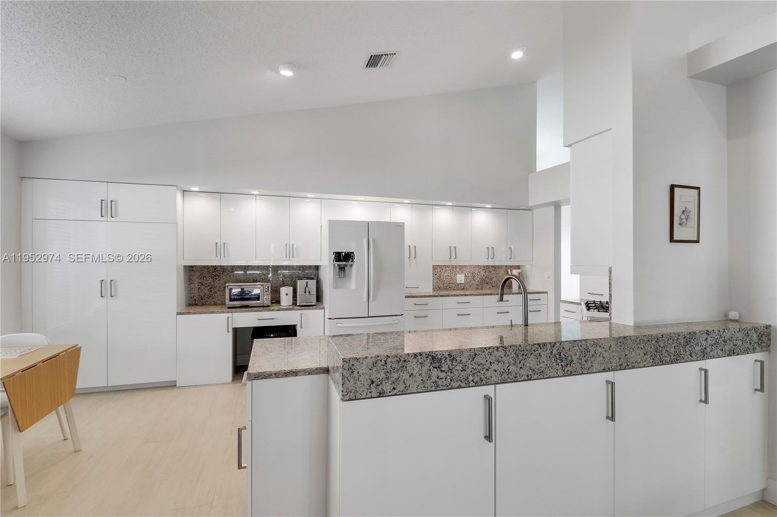 193 Bent Tree Dr, Palm Beach Gardens FL 33418
