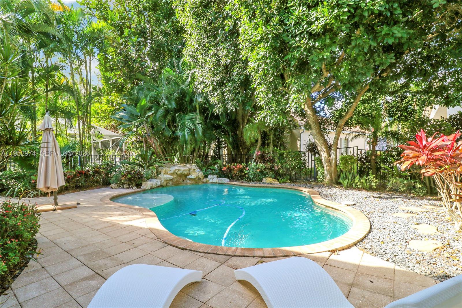 193 Bent Tree Dr, Palm Beach Gardens FL 33418