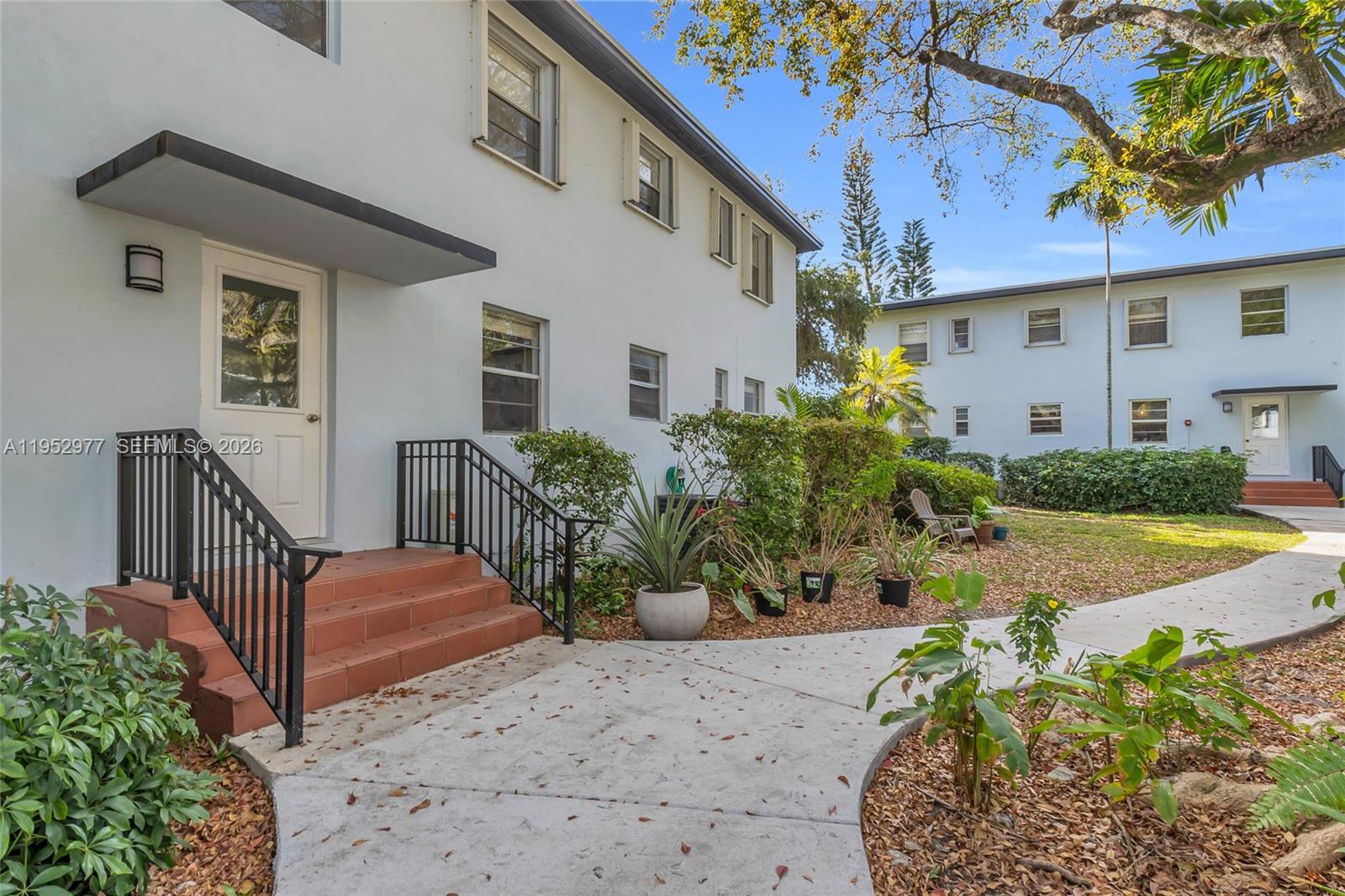 7840 SW 55th Ave #22A, Miami FL 33143