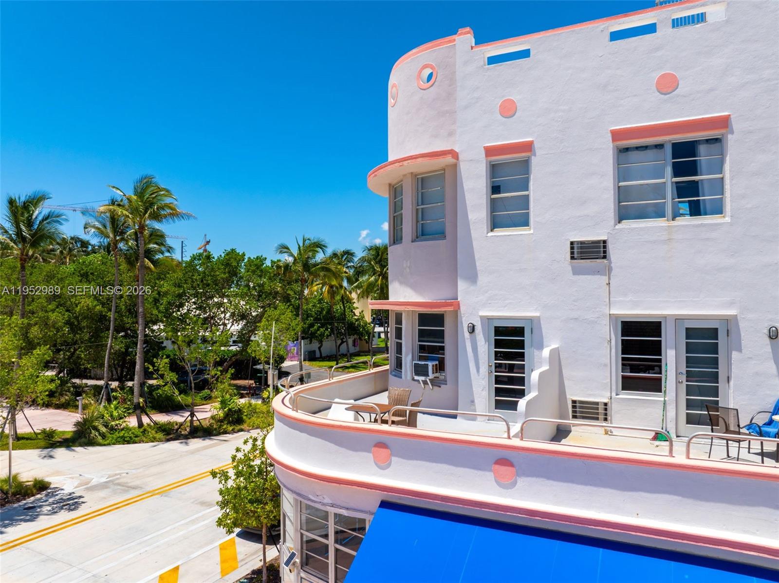 7300 Ocean Ter, Miami Beach FL 33141