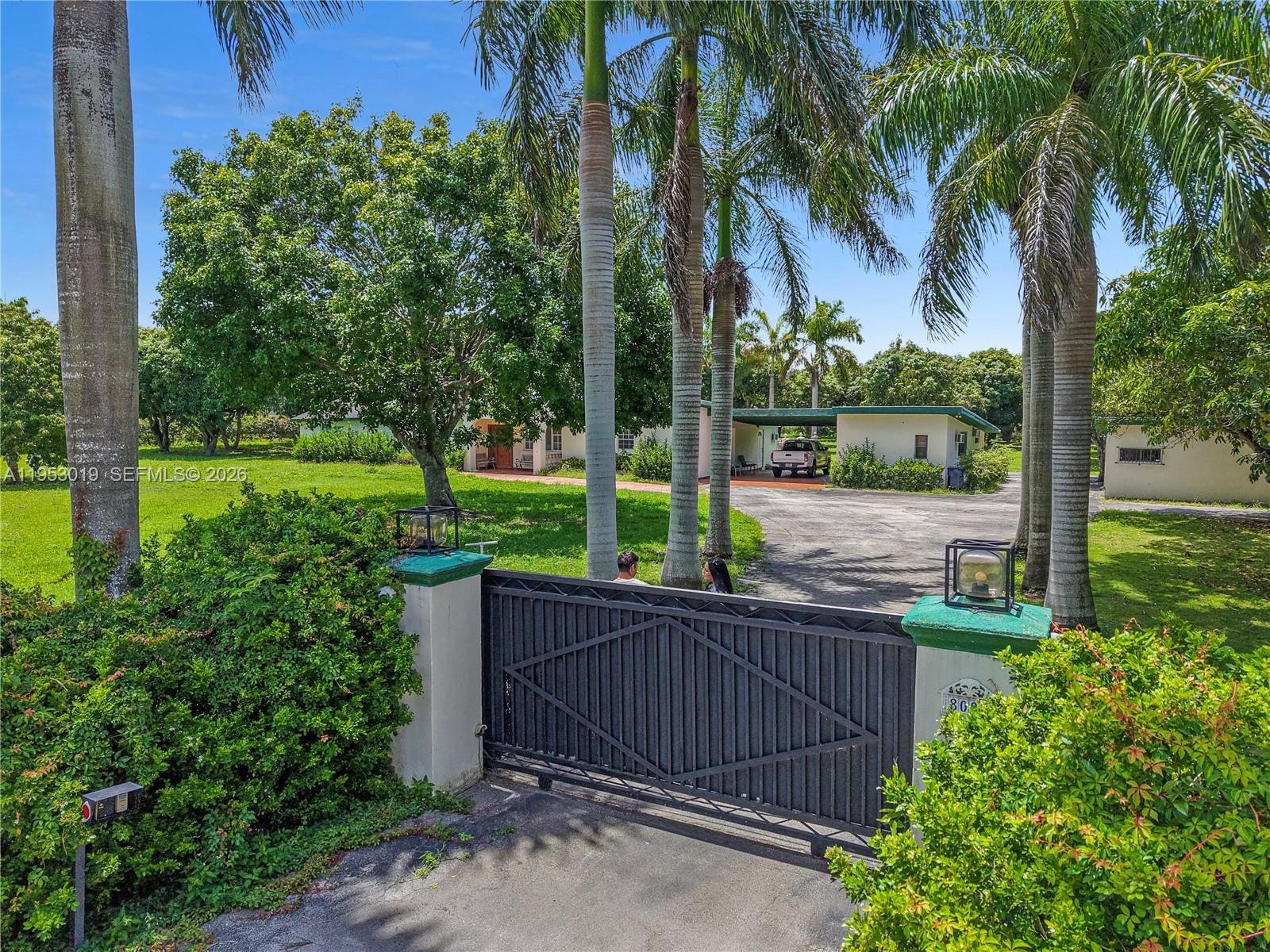 8000 SW 184th Str, Cutler Bay FL 33157