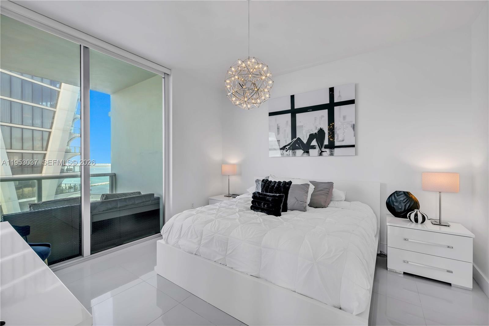 900 Biscayne Blvd #3112, Miami FL 33132