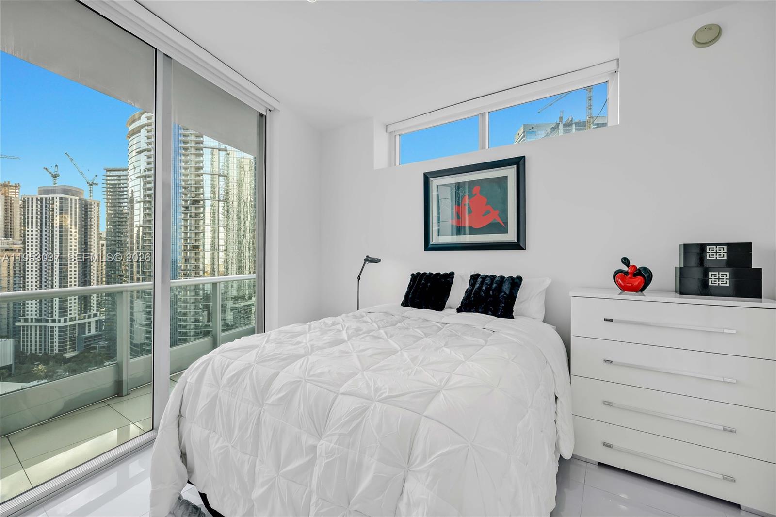 900 Biscayne Blvd #3112, Miami FL 33132