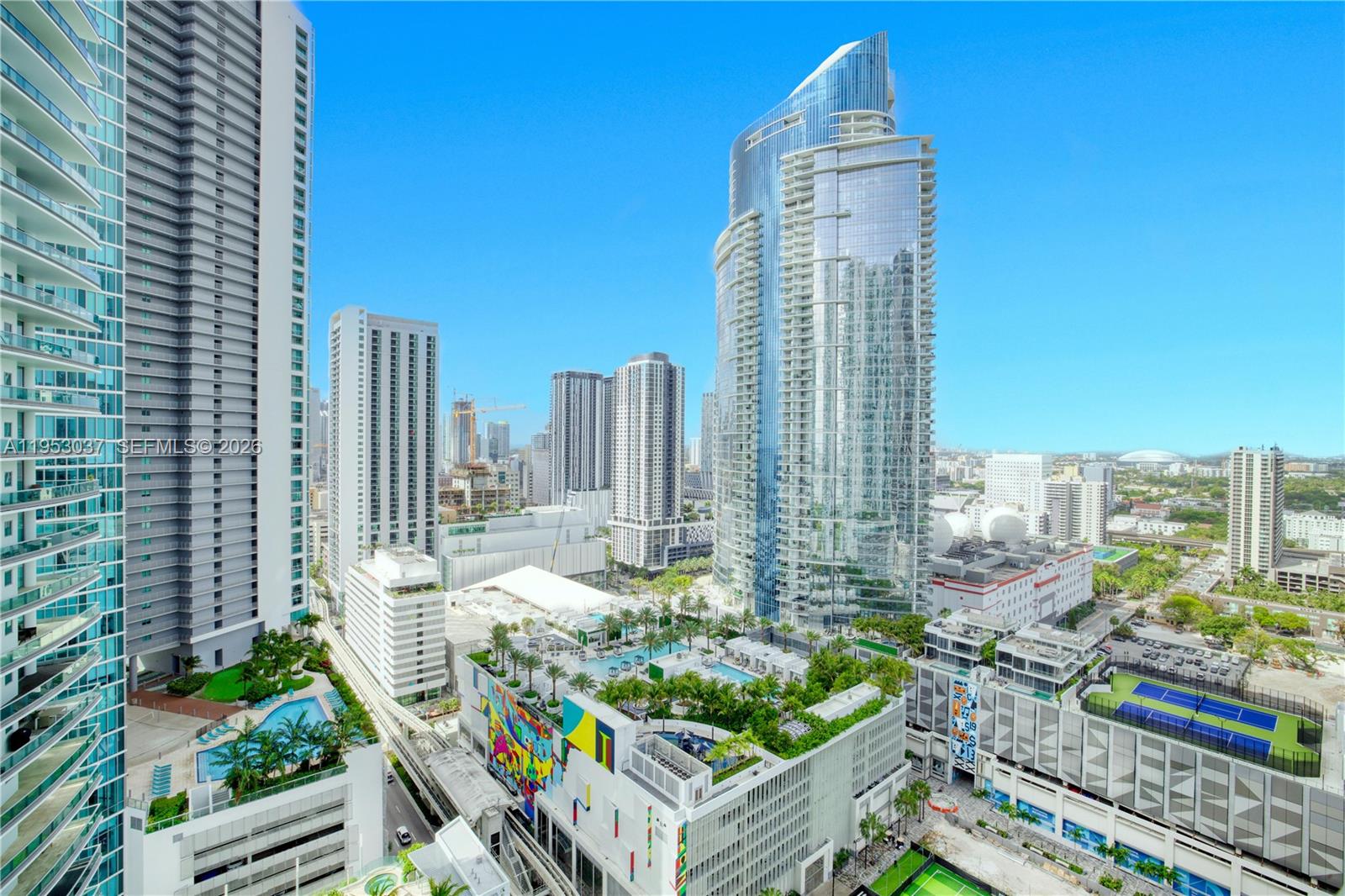900 Biscayne Blvd #3112, Miami FL 33132