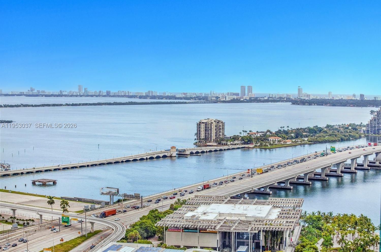 900 Biscayne Blvd #3112, Miami FL 33132