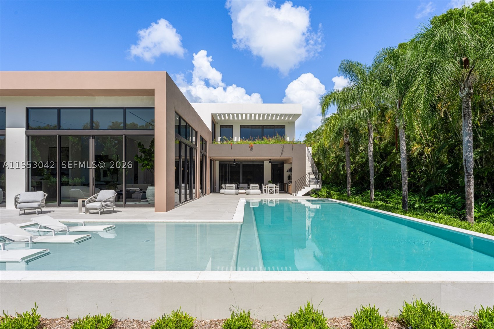 5825 SW 111th Ter, Pinecrest FL 33156