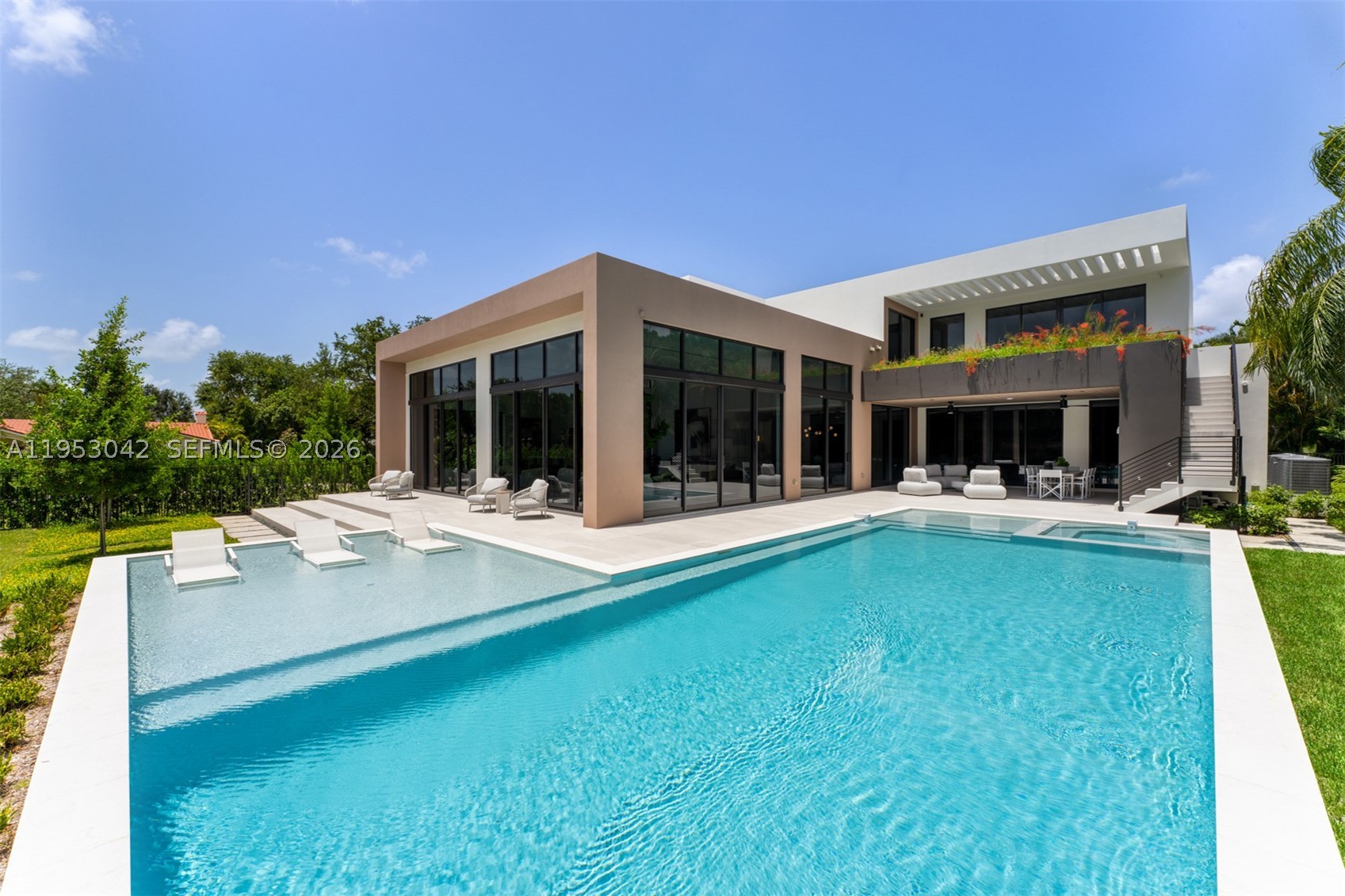 5825 SW 111th Ter, Pinecrest FL 33156