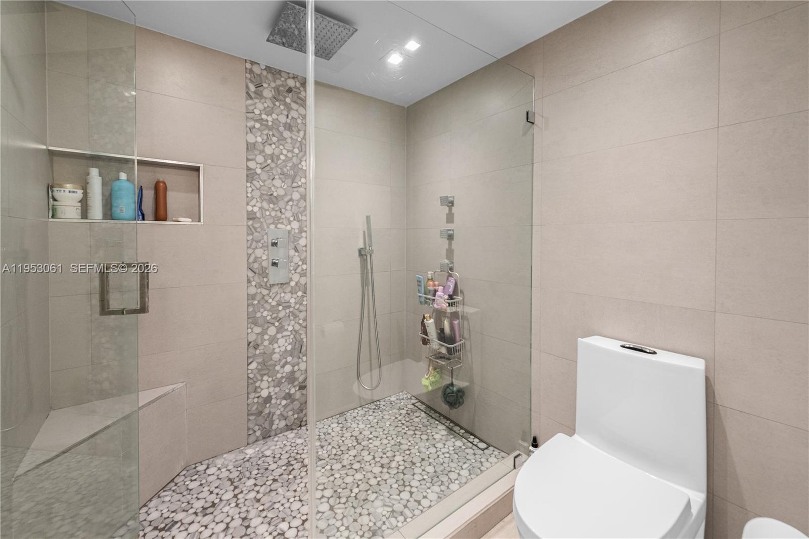 7890 SW 86th St #10, Miami FL 33143
