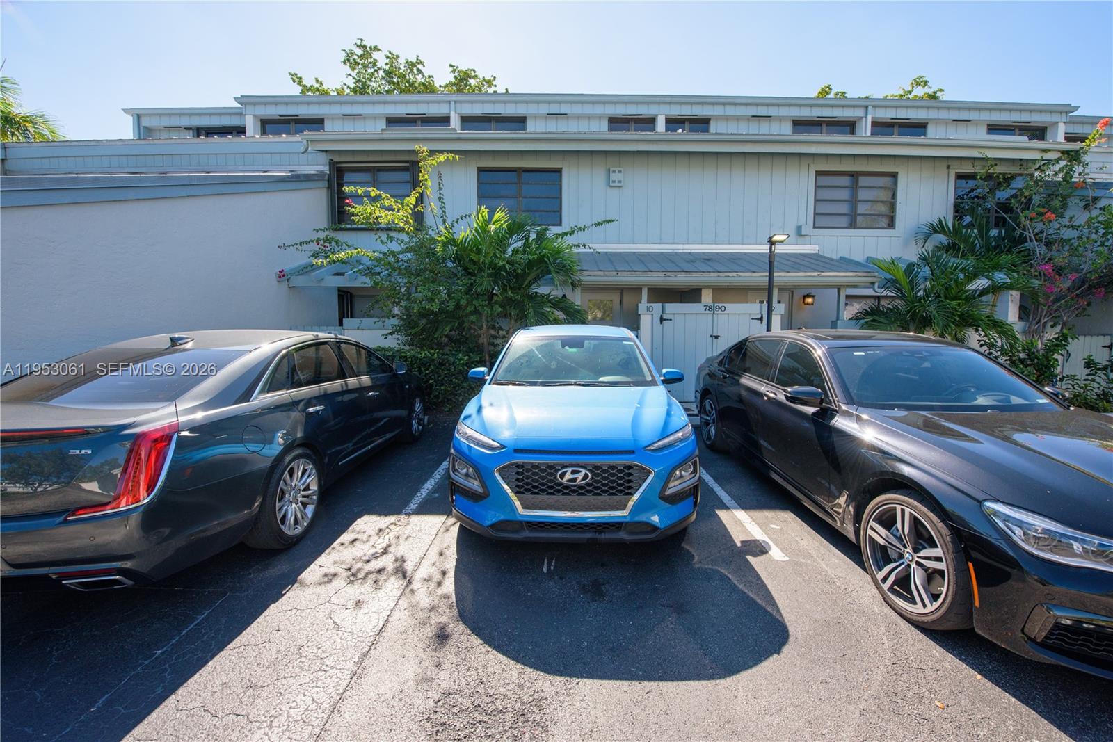 7890 SW 86th St #10, Miami FL 33143