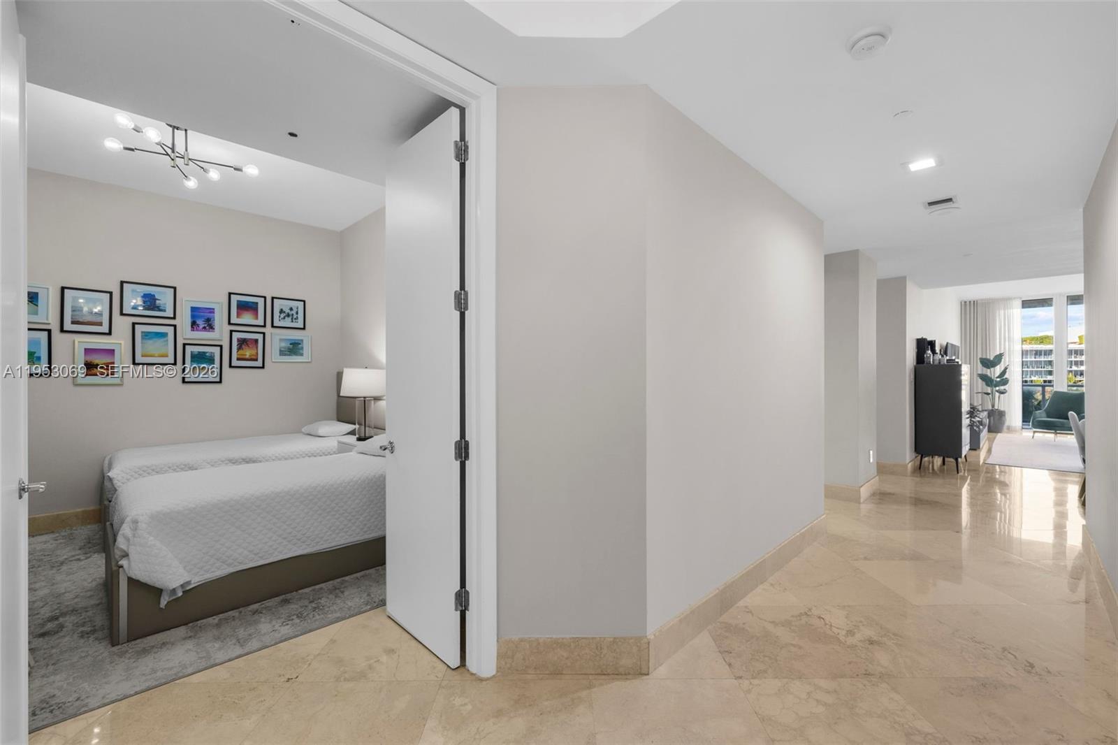 100 S Pointe Dr #510, Miami Beach FL 33139