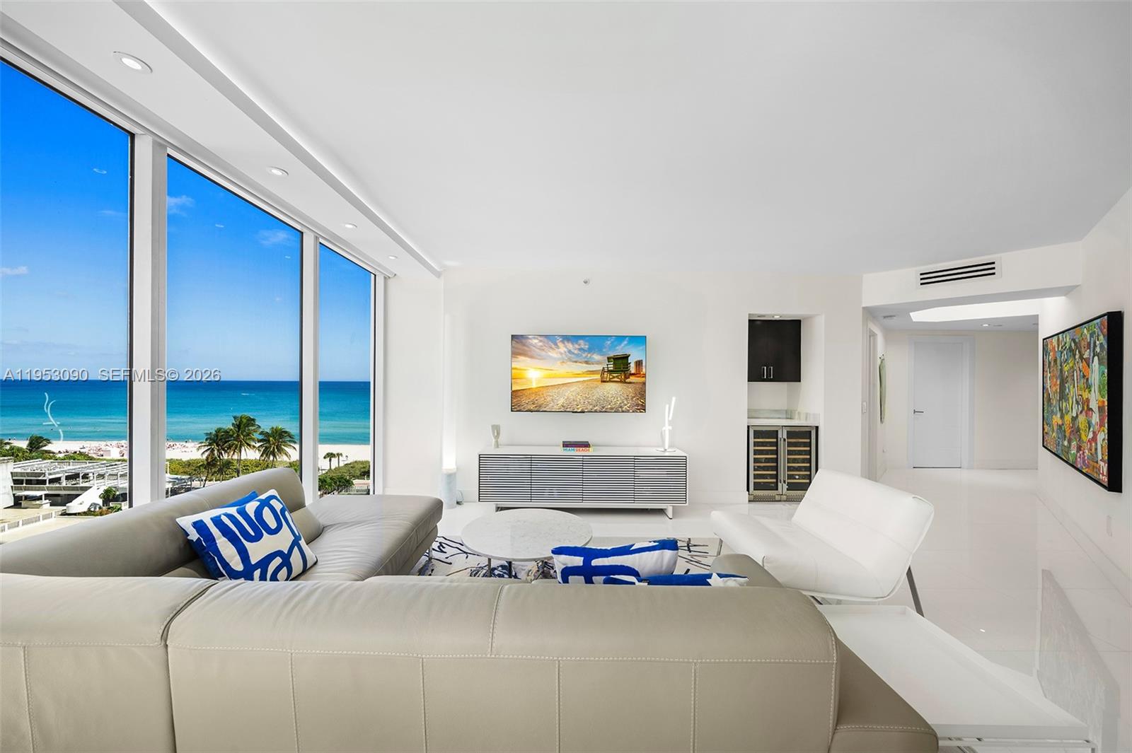 4779 Collins Ave #907, Miami Beach FL 33140