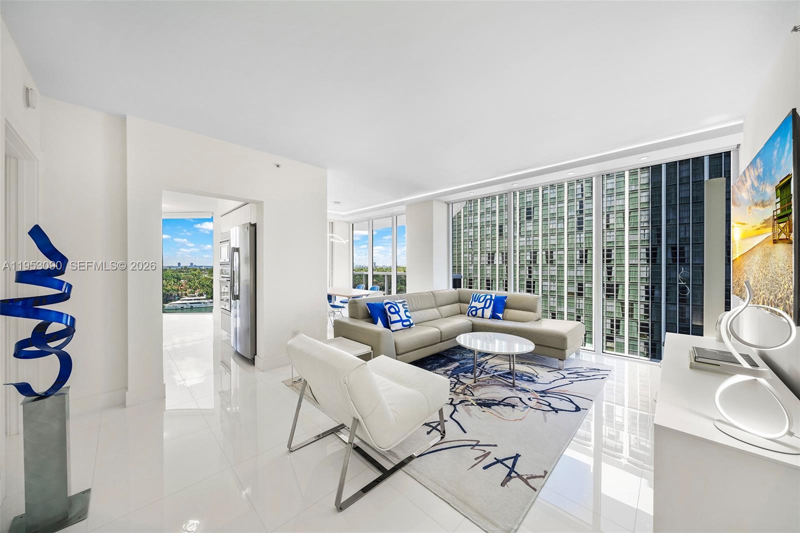 4779 Collins Ave #907, Miami Beach FL 33140