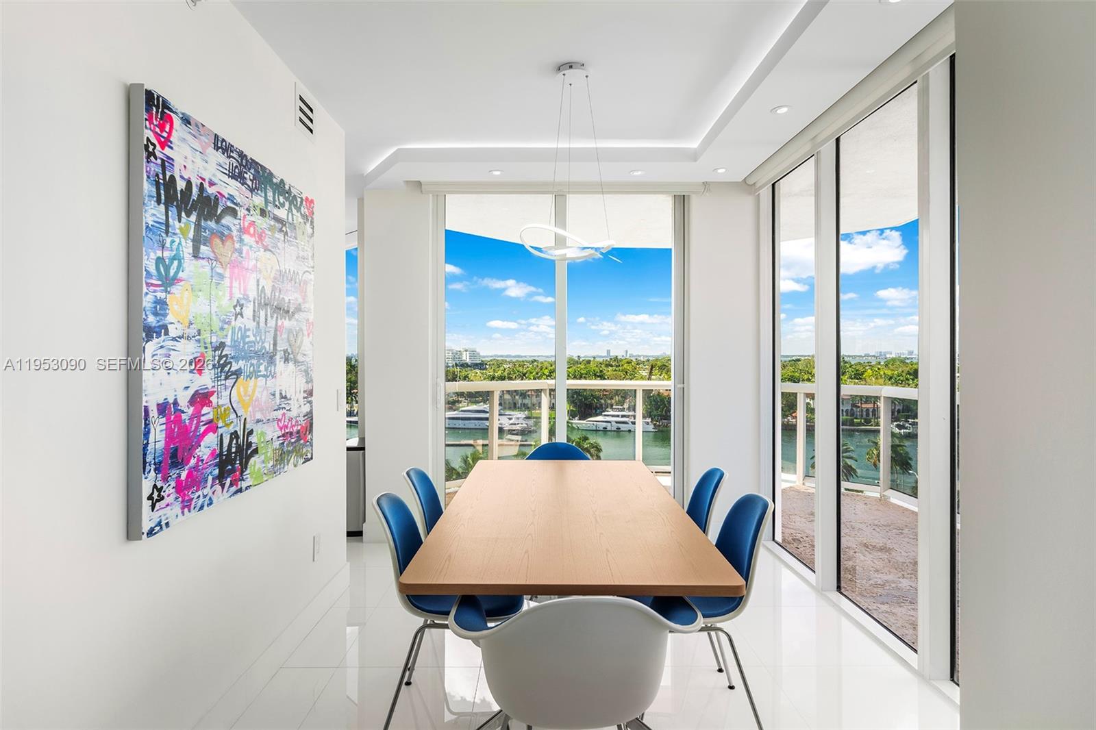 4779 Collins Ave #907, Miami Beach FL 33140