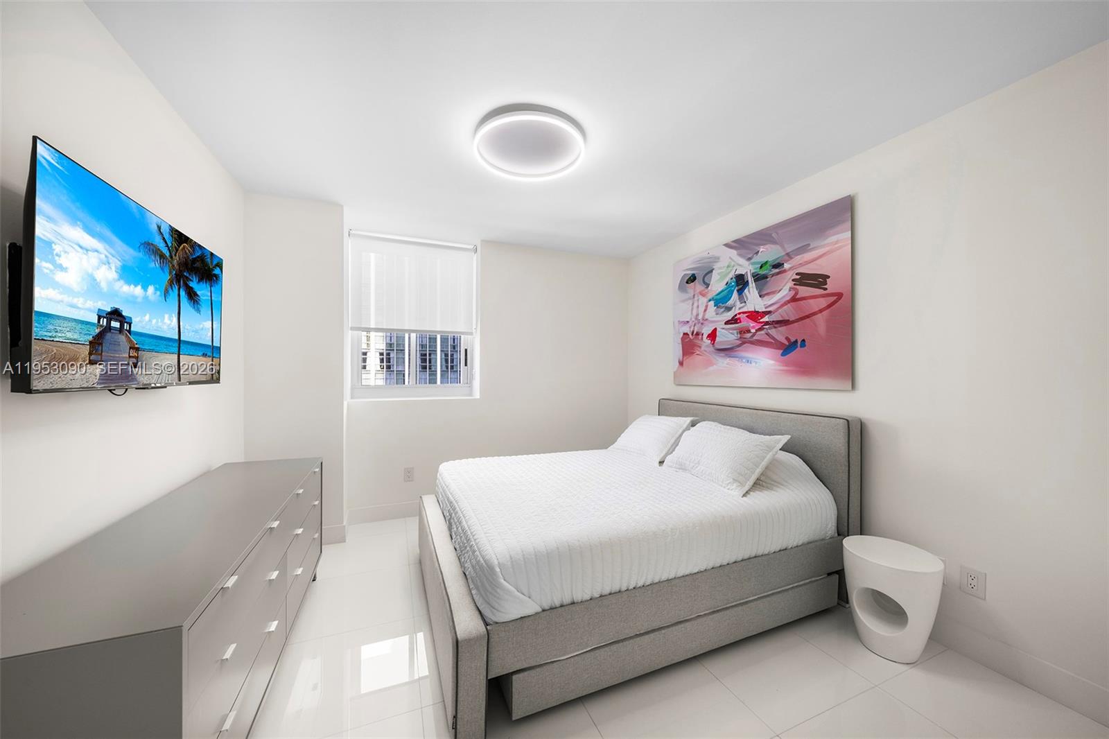 4779 Collins Ave #907, Miami Beach FL 33140