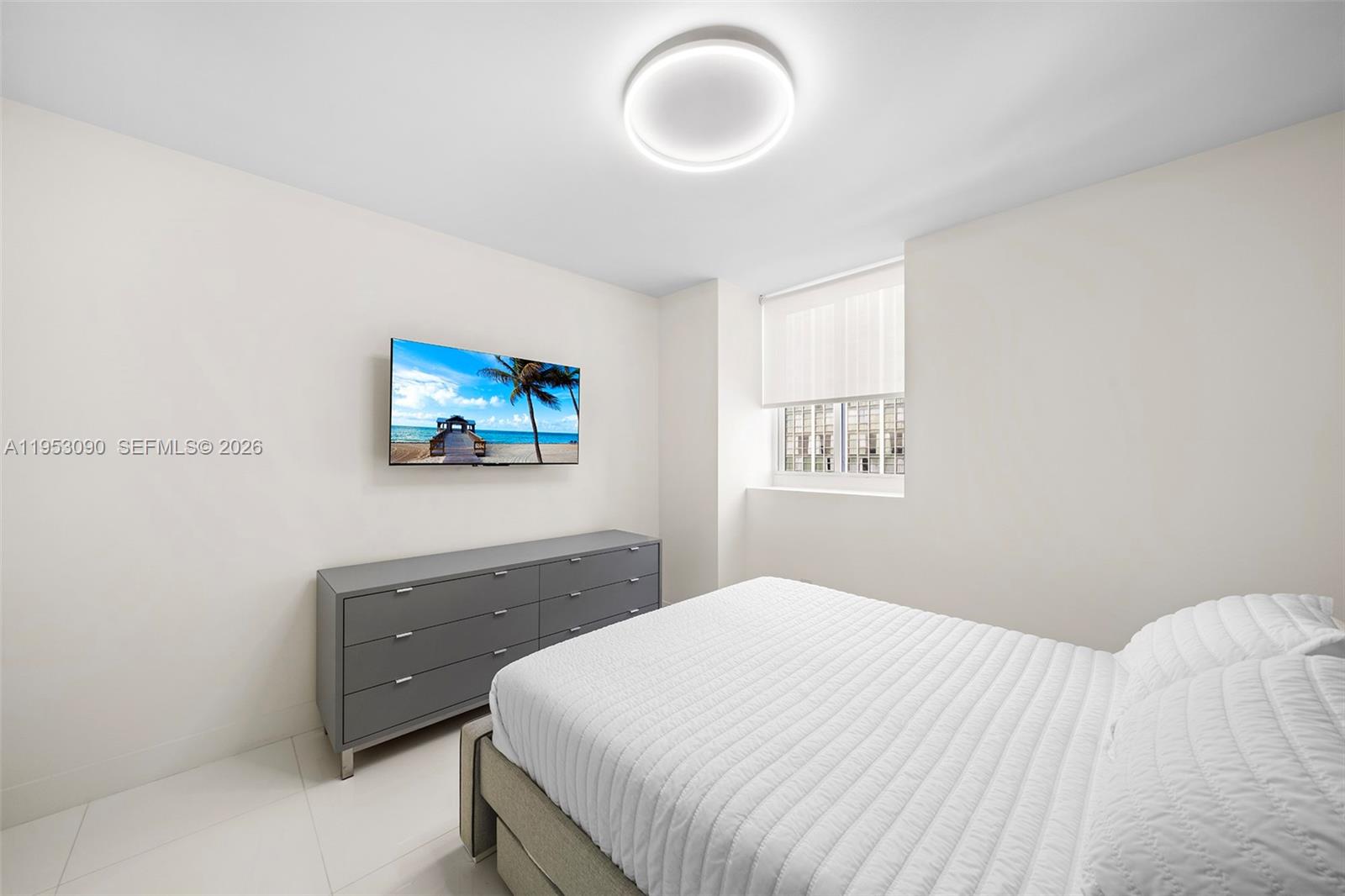 4779 Collins Ave #907, Miami Beach FL 33140
