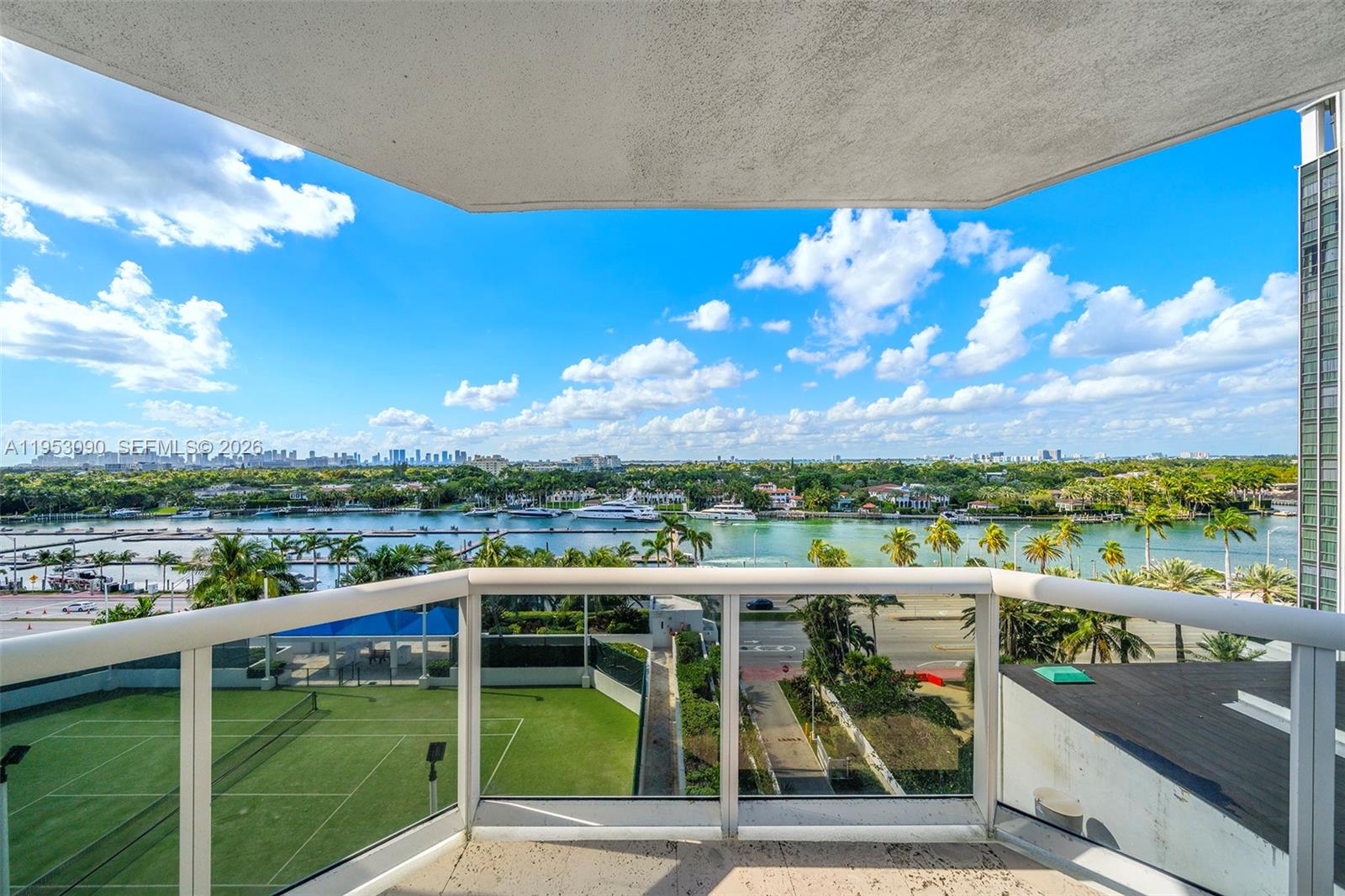 4779 Collins Ave #907, Miami Beach FL 33140