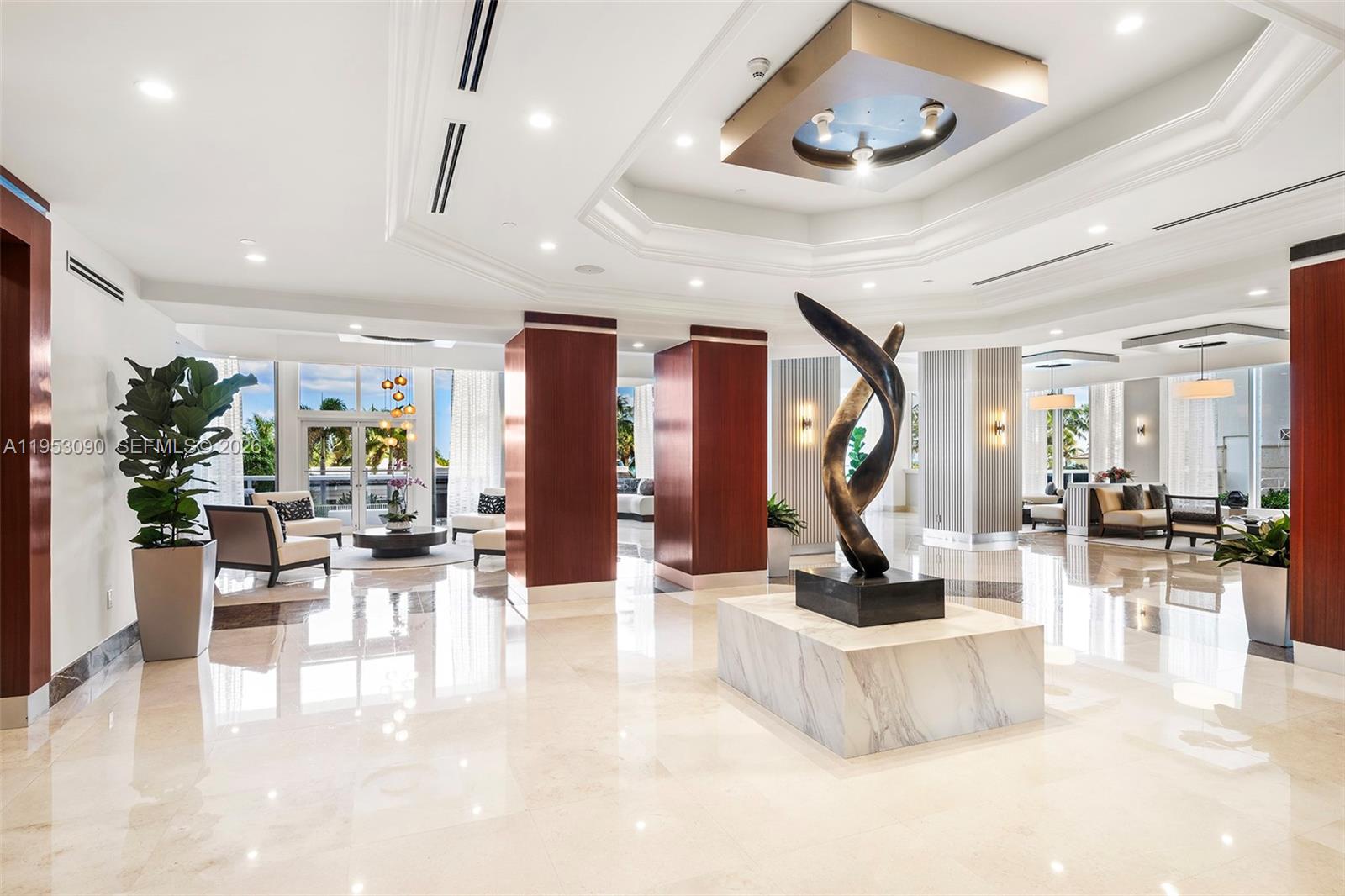 4779 Collins Ave #907, Miami Beach FL 33140