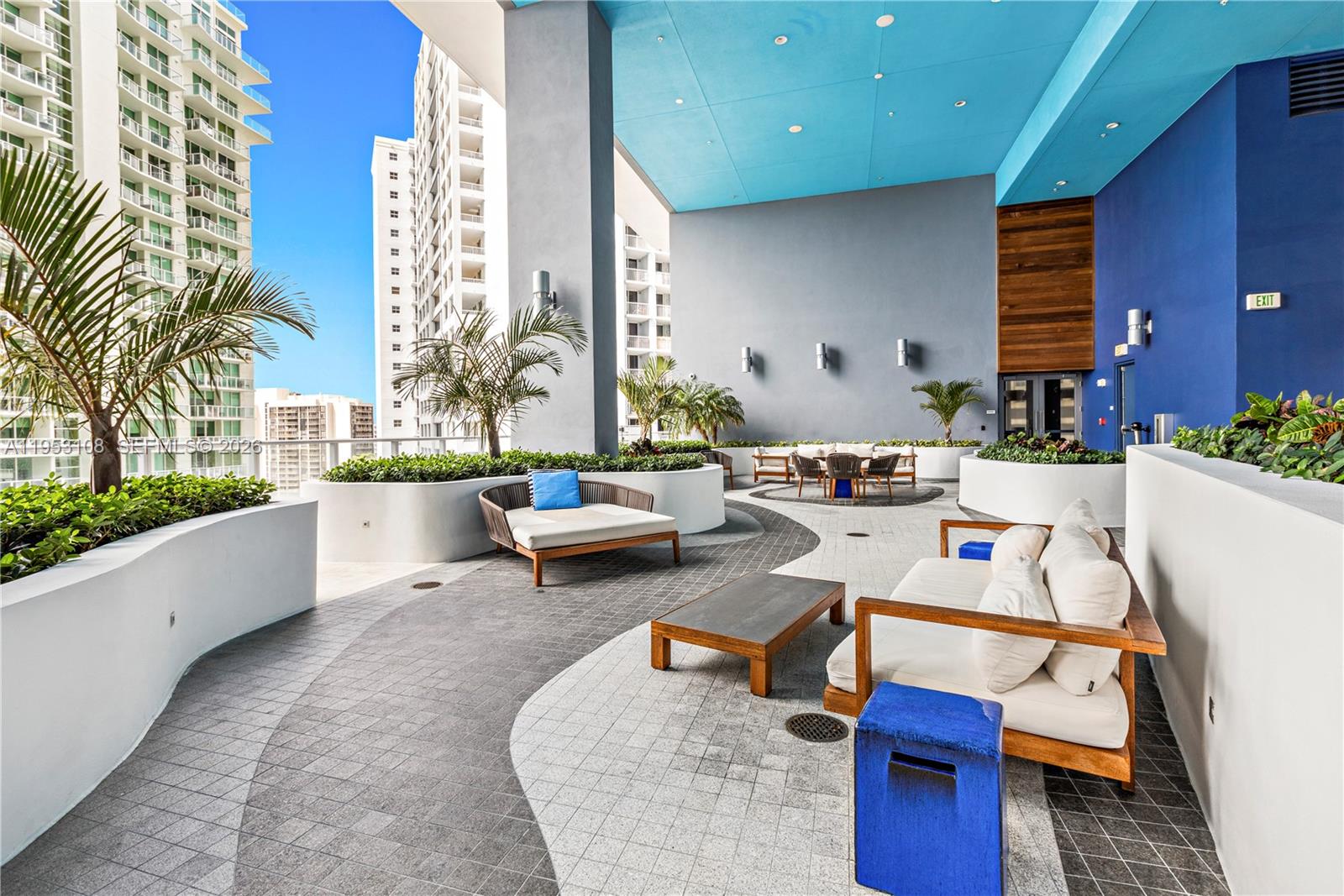 1300 Brickell Bay Dr #3302, Miami FL 33131