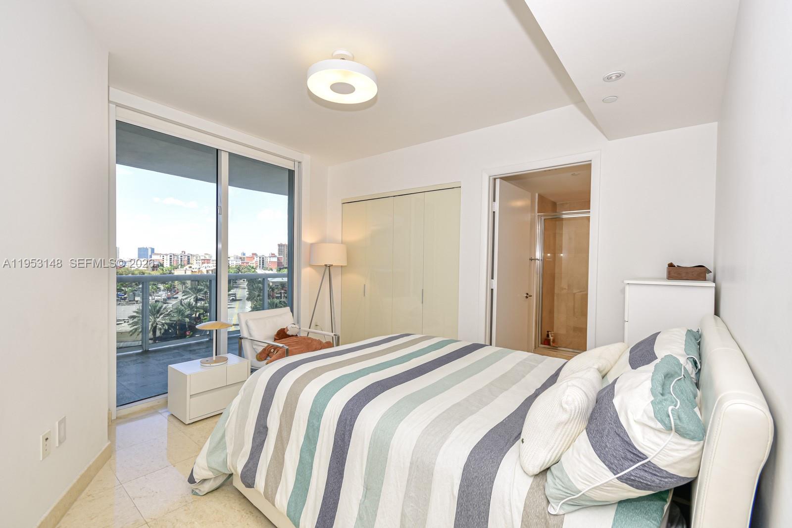 17201 Collins Ave #707, Sunny Isles Beach FL 33160