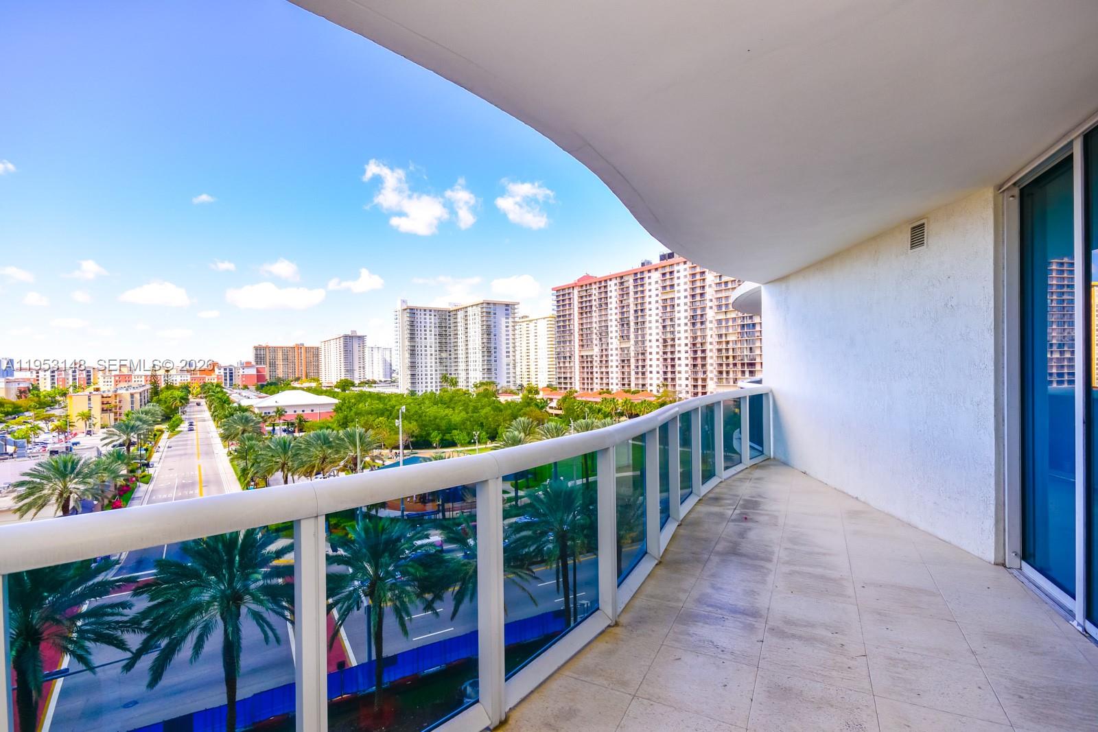 17201 Collins Ave #707, Sunny Isles Beach FL 33160
