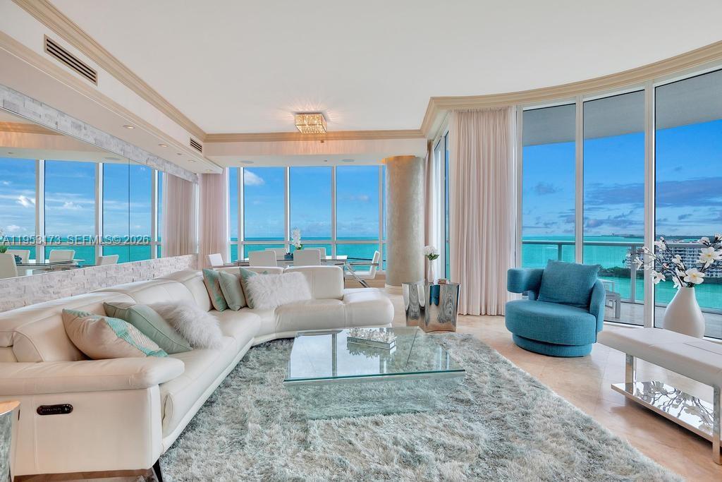 100 S Pointe Dr #1504, Miami Beach FL 33139