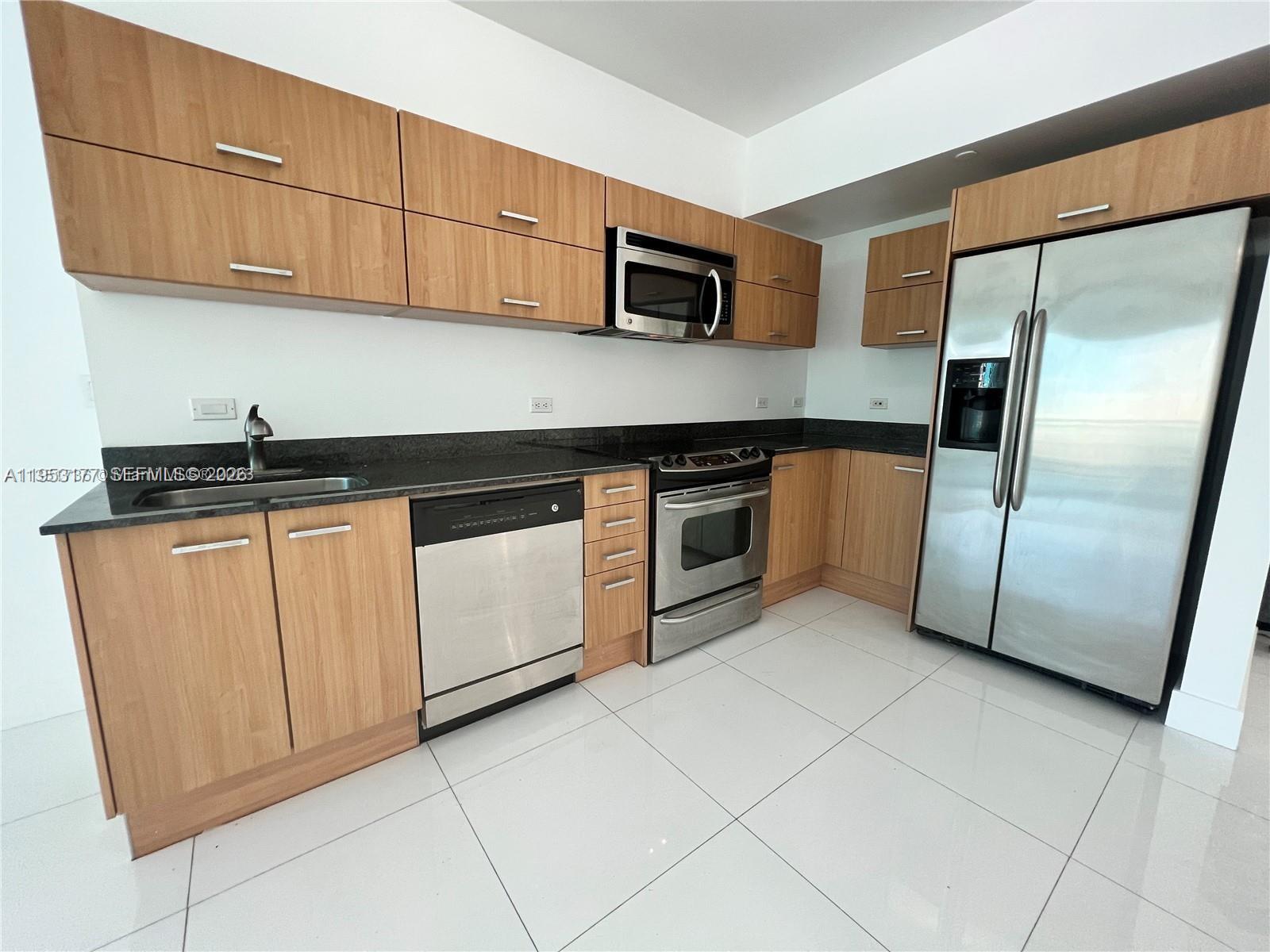 350 S Miami Ave #1907, Miami FL 33130