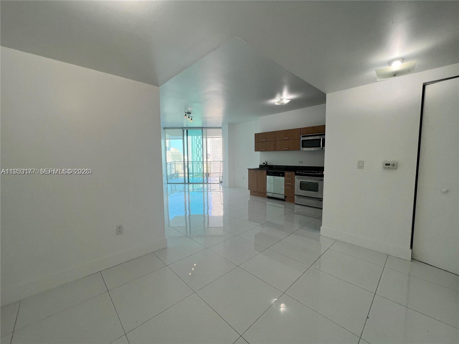 350 S Miami Ave #1907, Miami FL 33130