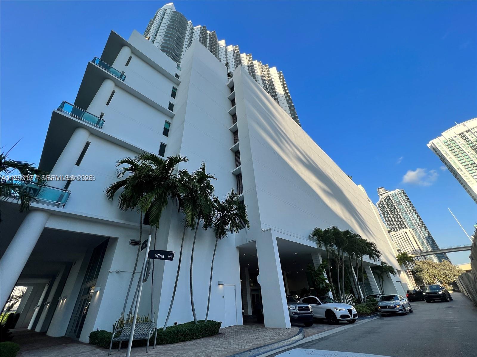350 S Miami Ave #1907, Miami FL 33130
