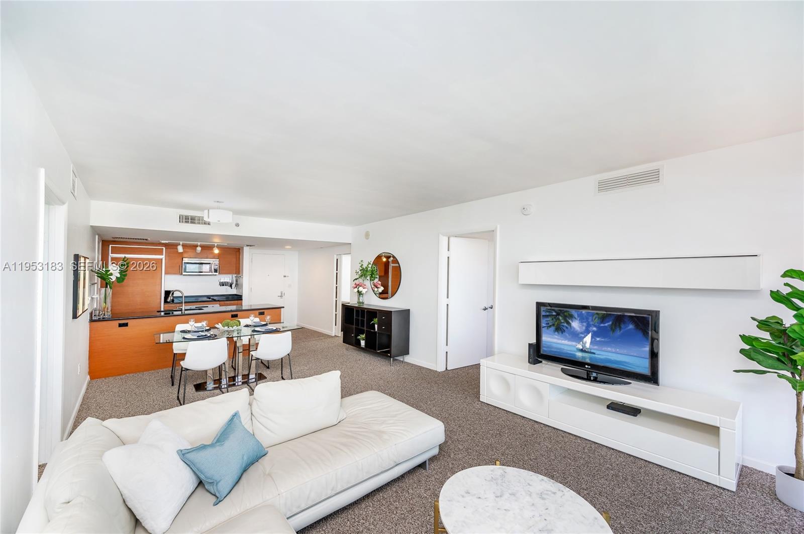 50 Biscayne Blvd #4104, Miami FL 33132