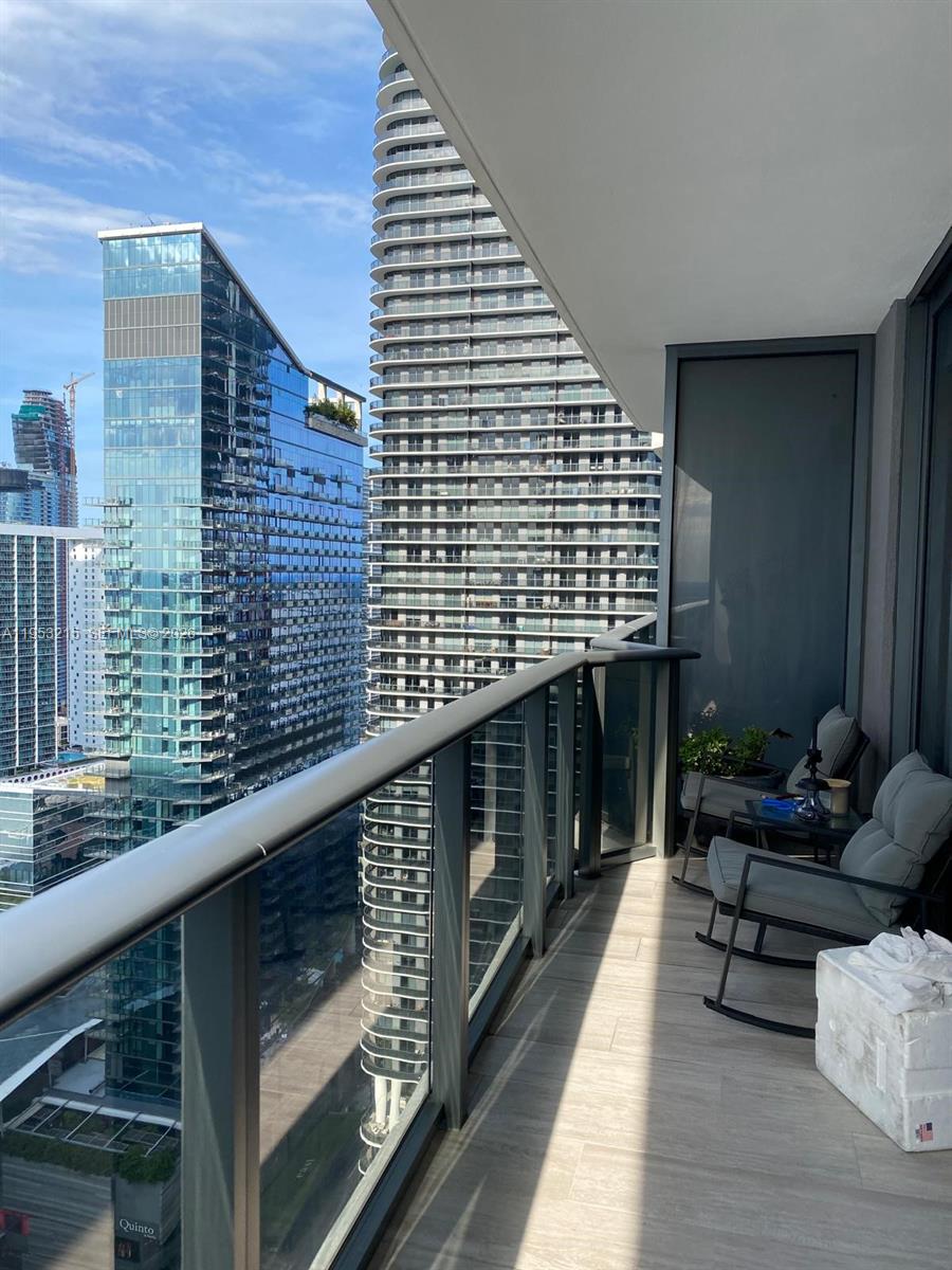 Miami FL 33130 - A11953215