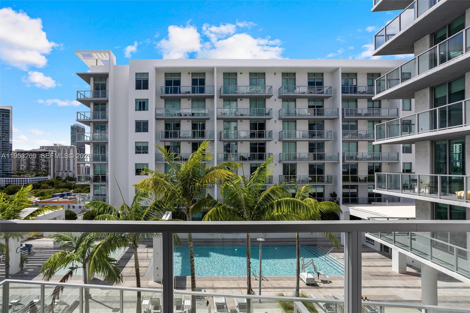 3900 Biscayne Blvd #N-819, Miami FL 33137
