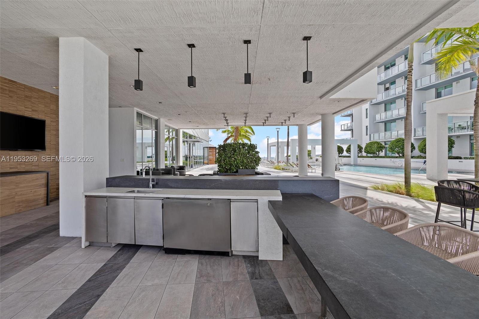 3900 Biscayne Blvd #N-819, Miami FL 33137