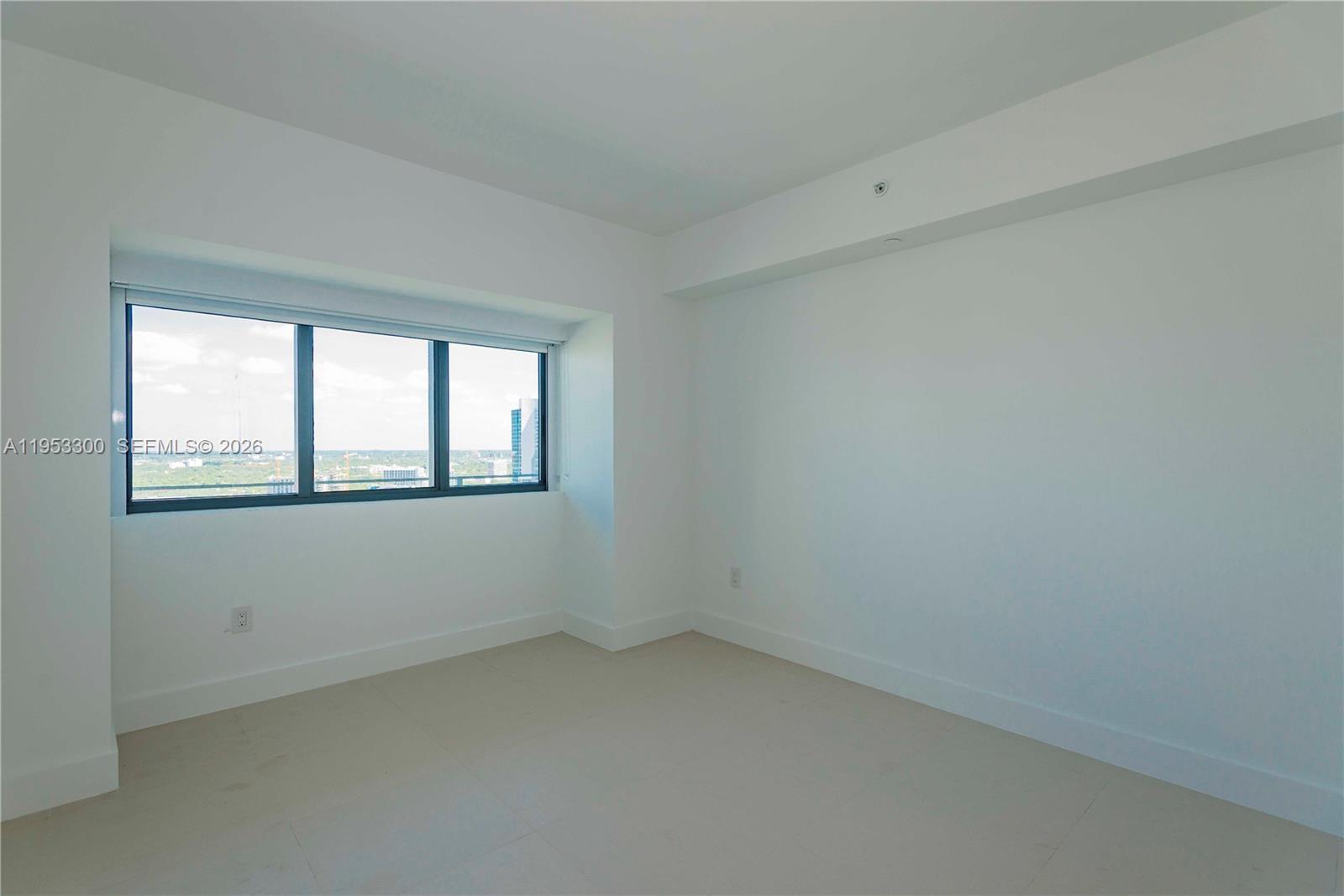 650 NE 32 St #2703, Miami FL 33137