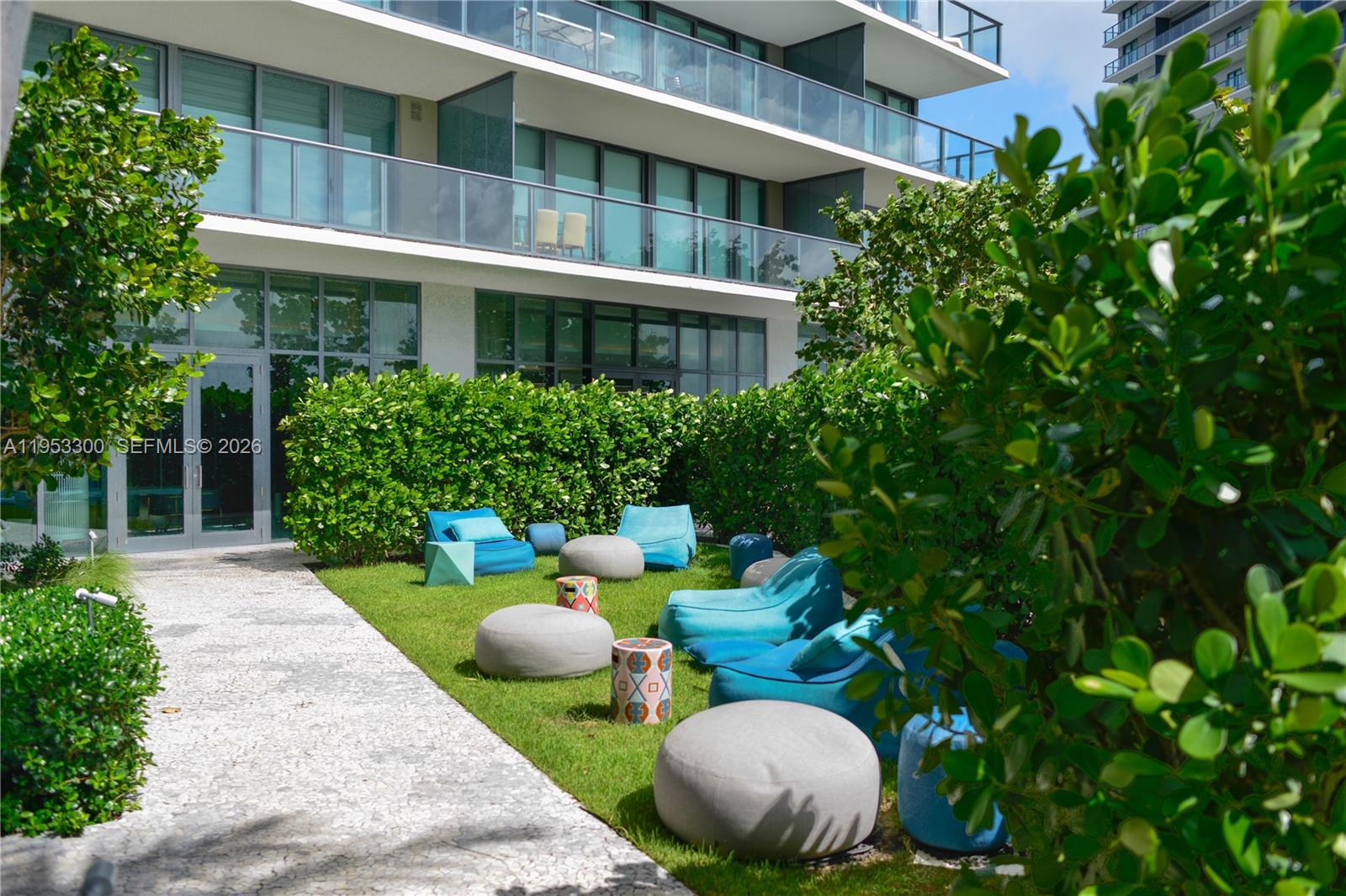 650 NE 32 St #2703, Miami FL 33137
