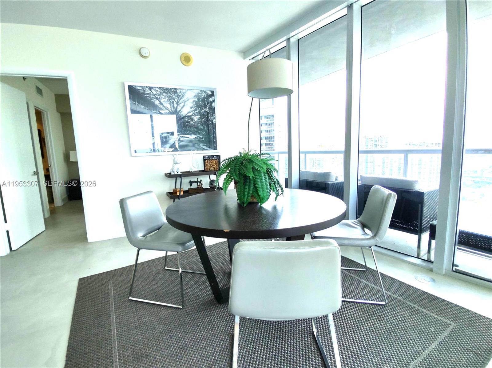 465 Brickell Ave #4402, Miami FL 33131