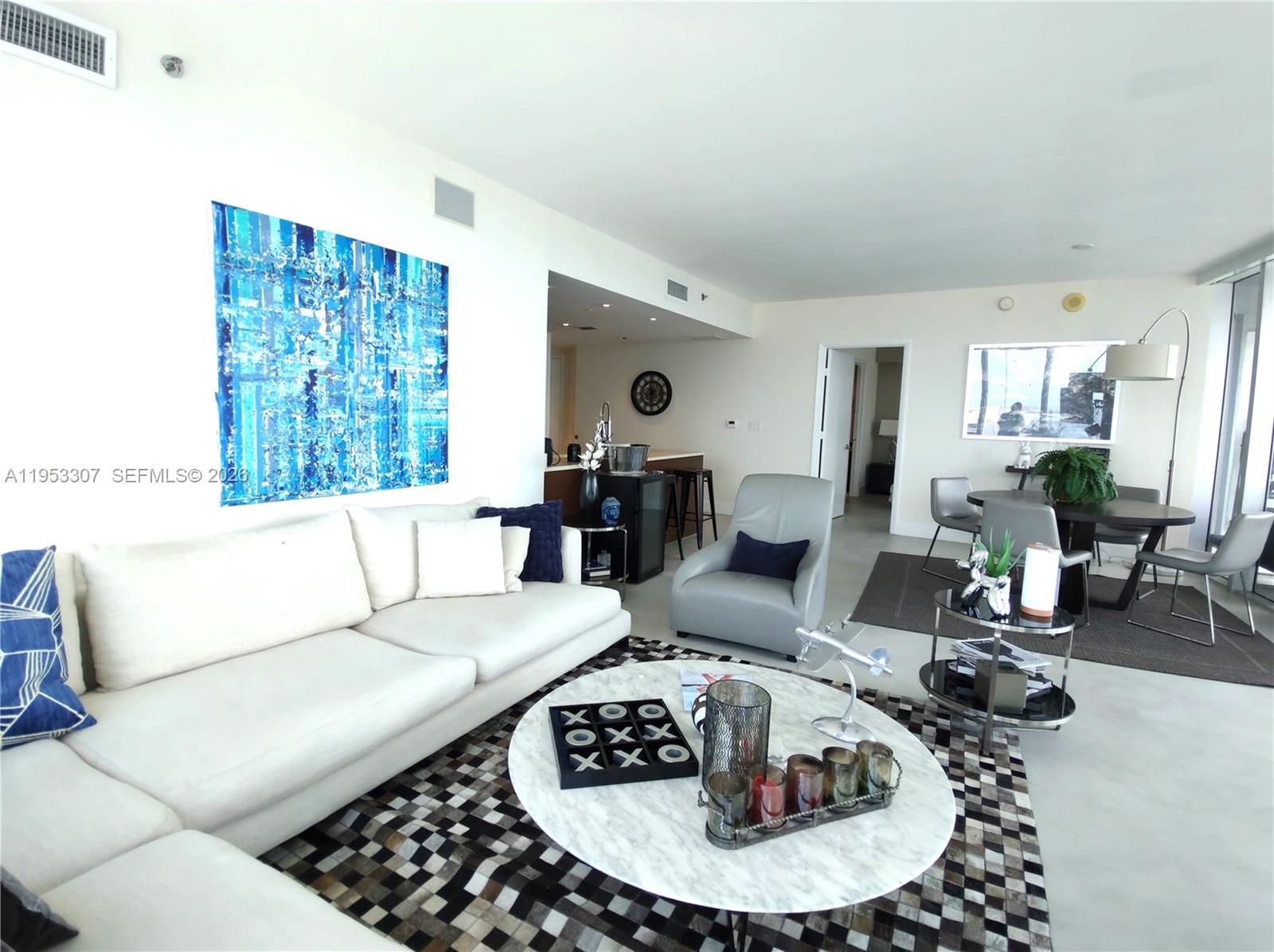 465 Brickell Ave #4402, Miami FL 33131