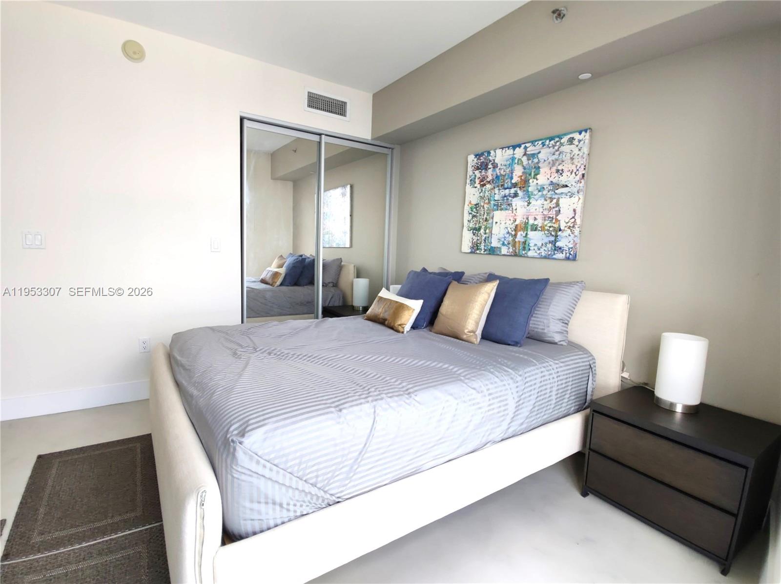 465 Brickell Ave #4402, Miami FL 33131