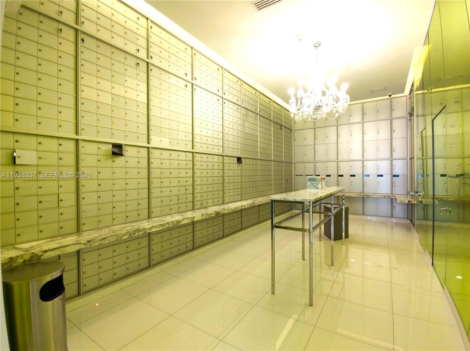 465 Brickell Ave #4402, Miami FL 33131