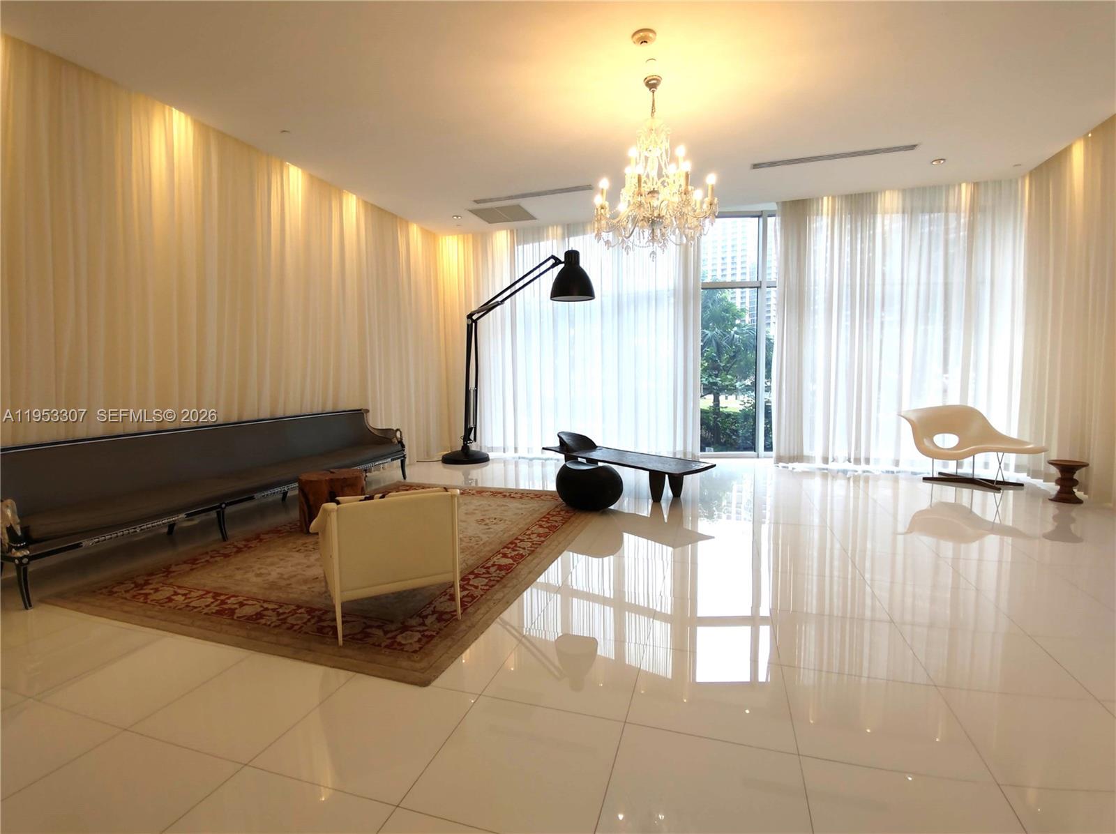 465 Brickell Ave #4402, Miami FL 33131