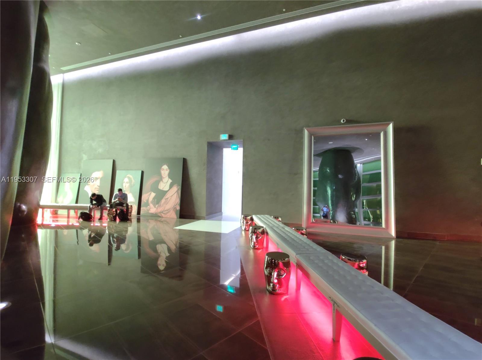 465 Brickell Ave #4402, Miami FL 33131