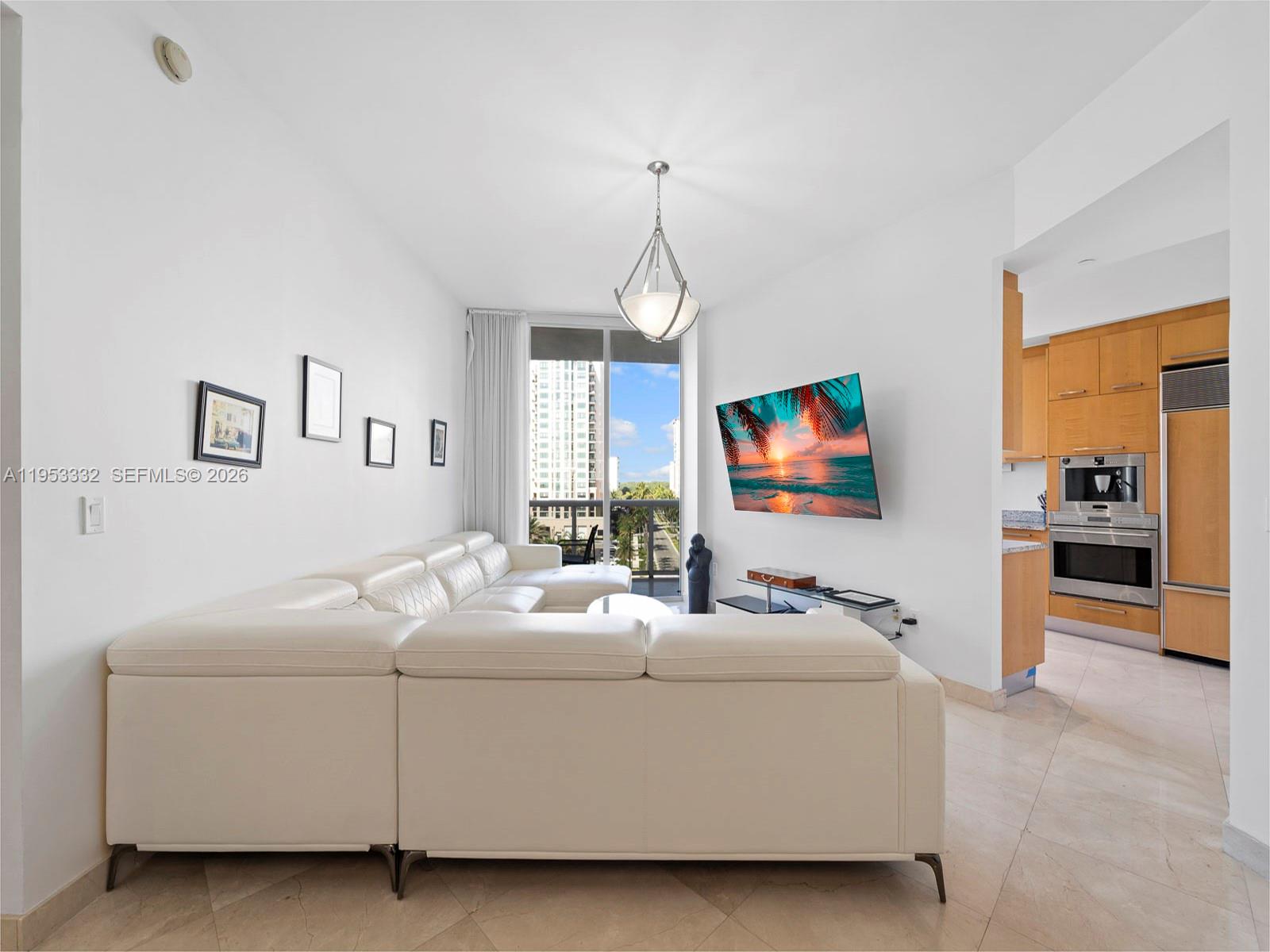 15901 Collins Ave #405, Sunny Isles Beach FL 33160