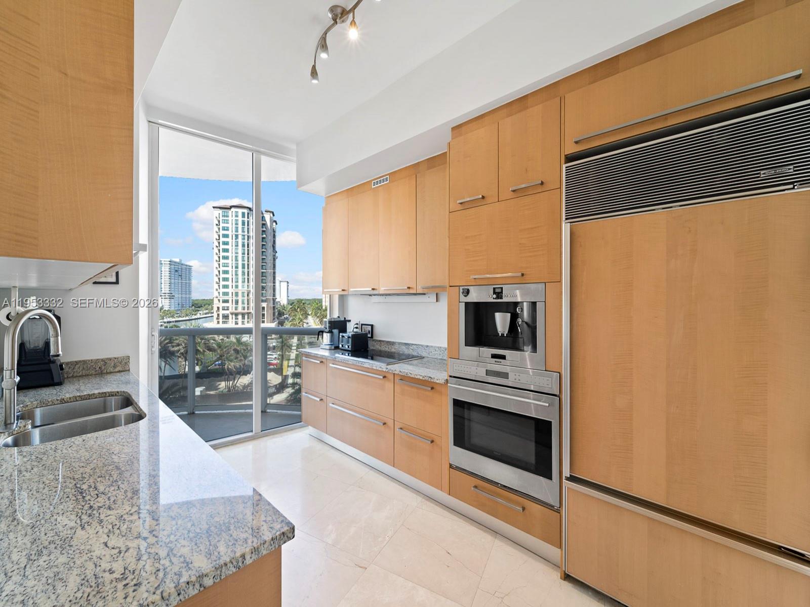 15901 Collins Ave #405, Sunny Isles Beach FL 33160