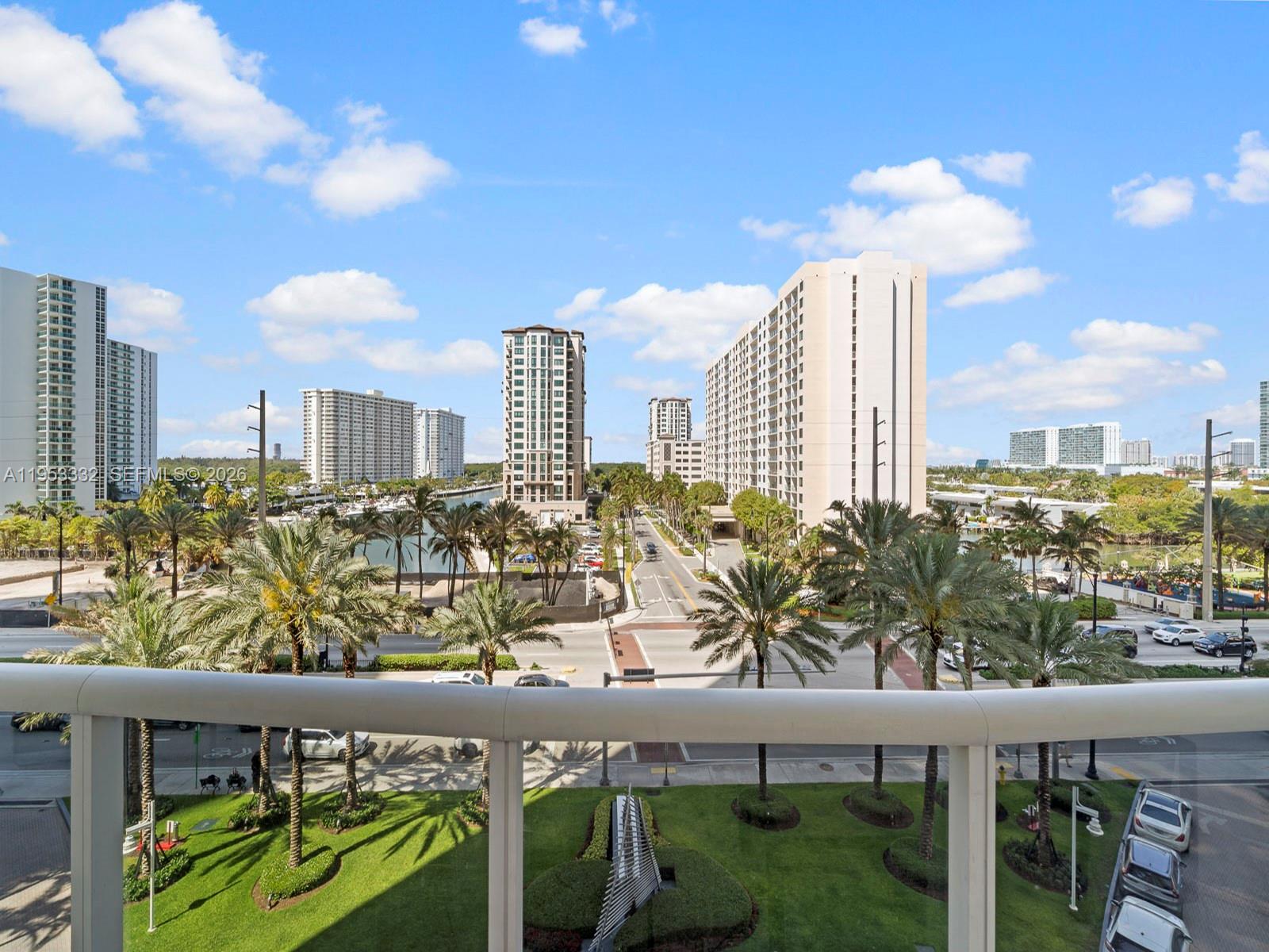 15901 Collins Ave #405, Sunny Isles Beach FL 33160
