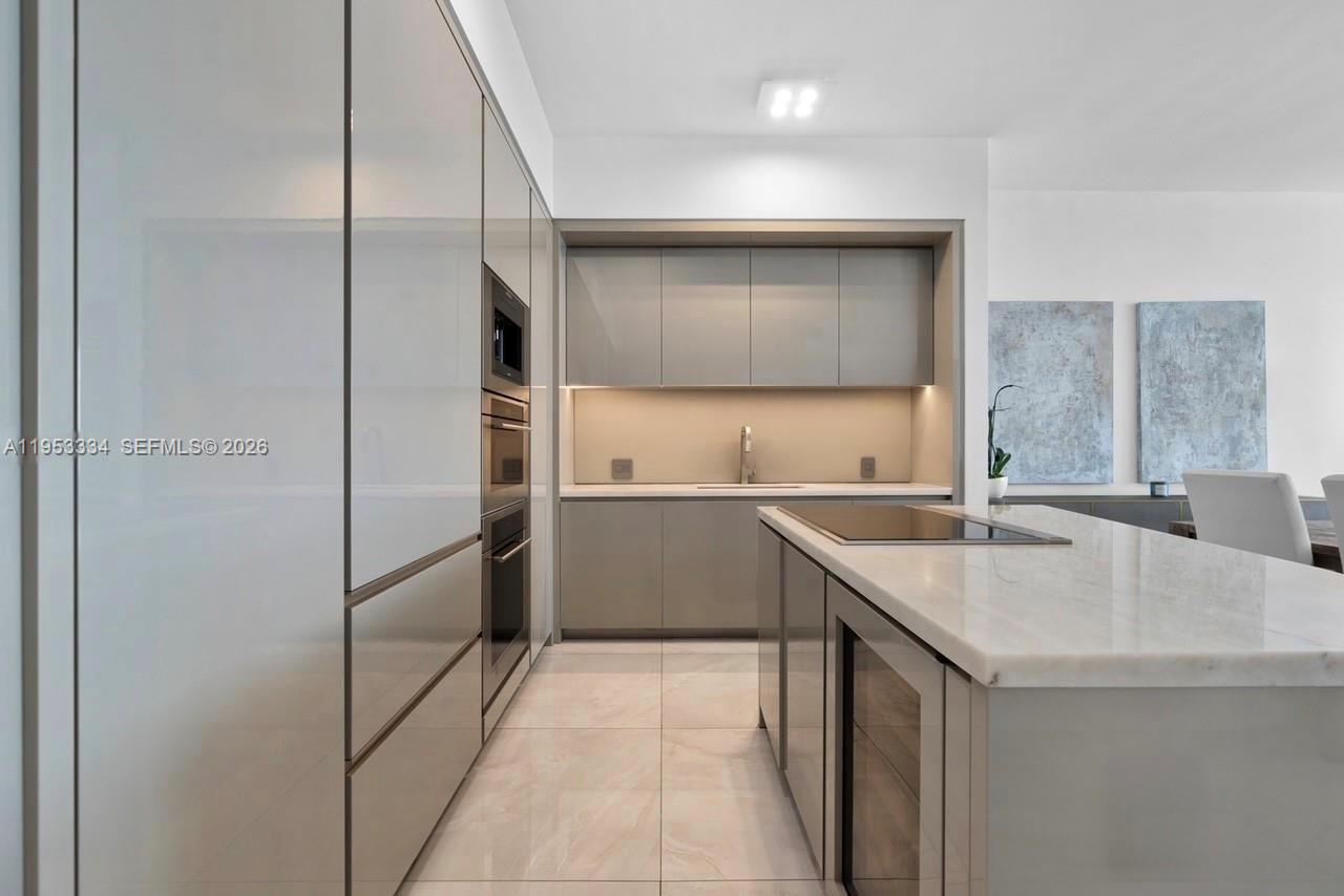 18975 Collins Ave #2101, Sunny Isles Beach FL 33160