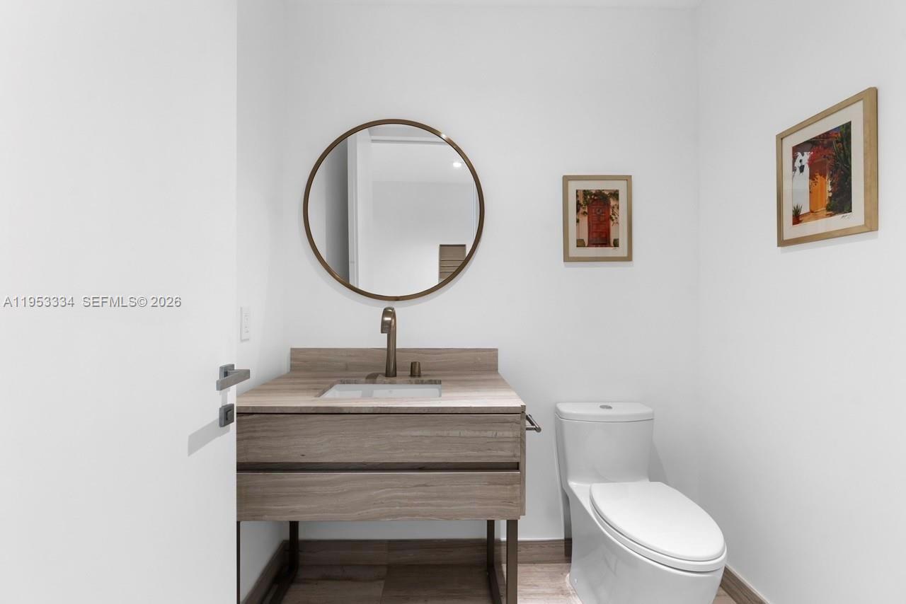 18975 Collins Ave #2101, Sunny Isles Beach FL 33160