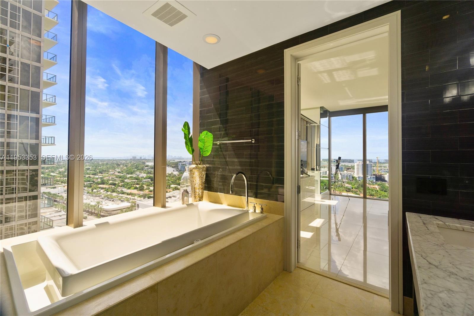 9705 Collins Ave #1905N, Bal Harbour FL 33154