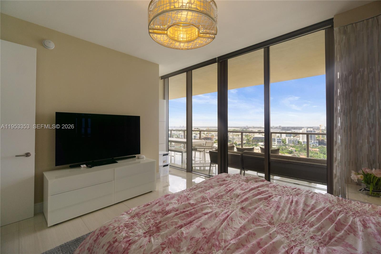 9705 Collins Ave #1905N, Bal Harbour FL 33154